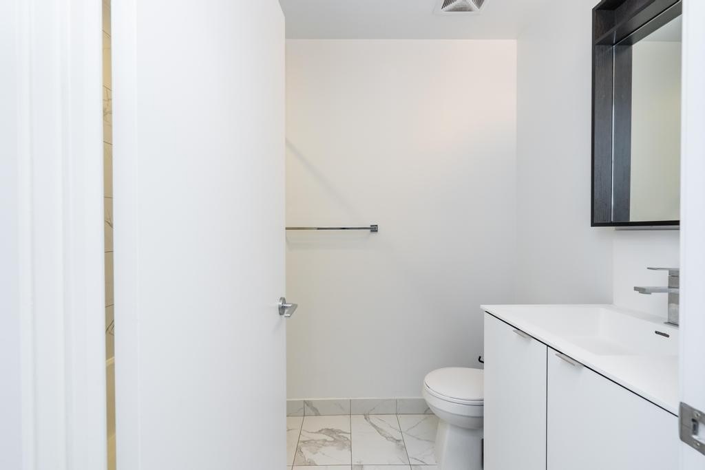 Listing W5957045 - Large Photo # 19