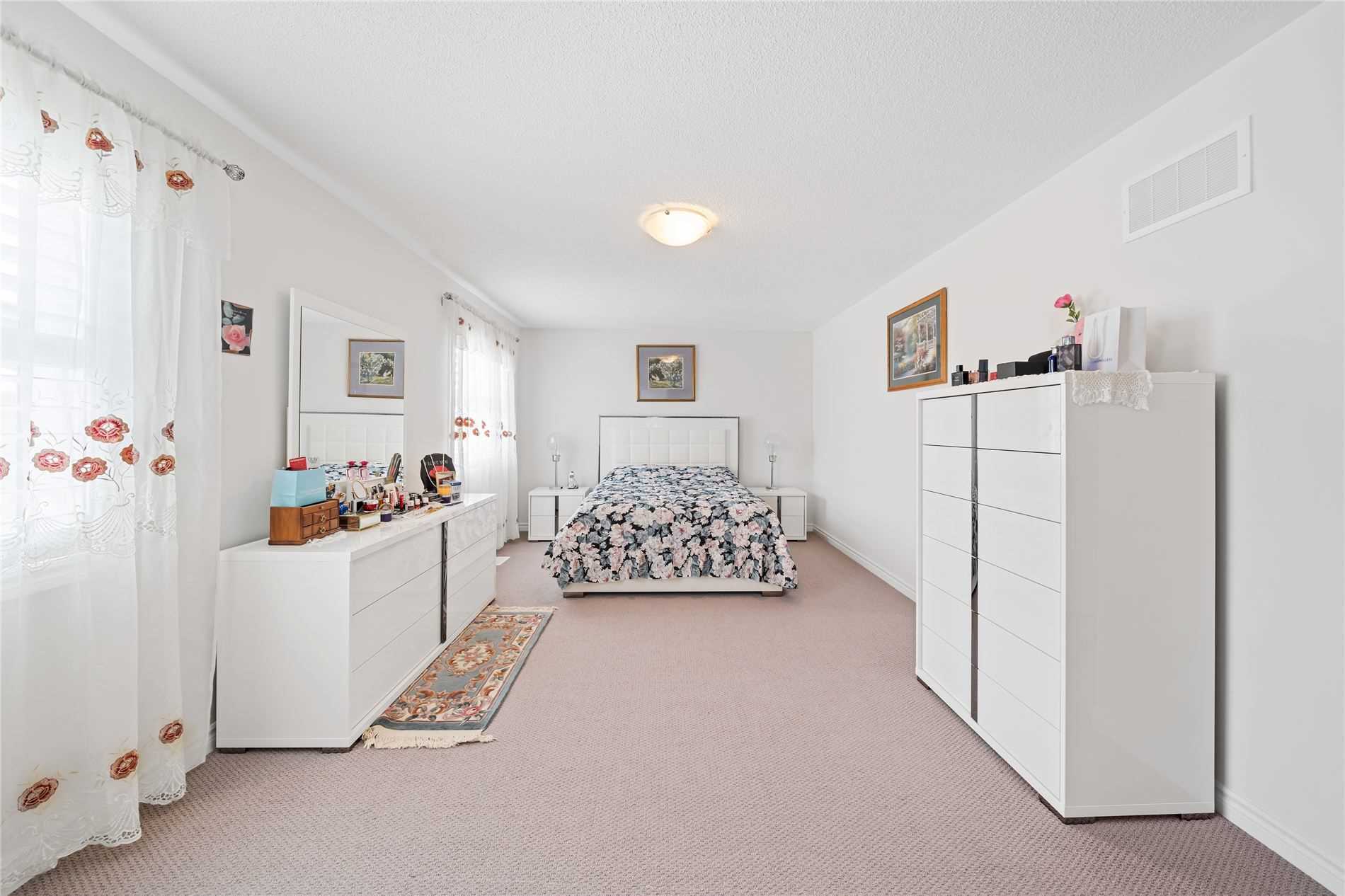 Listing W5957119 - Large Photo # 19