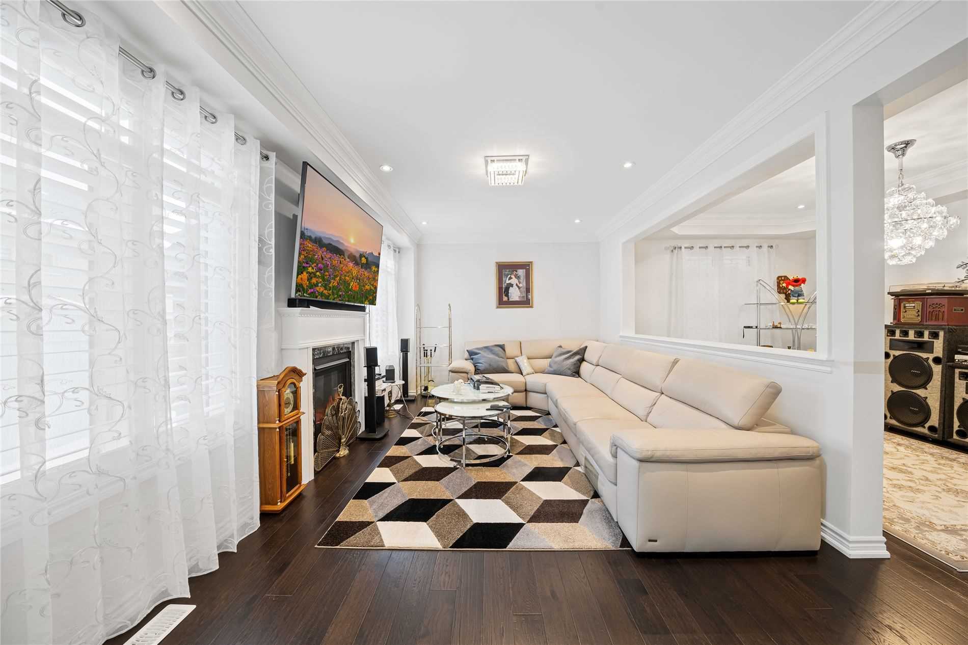 Listing W5957119 - Large Photo # 4