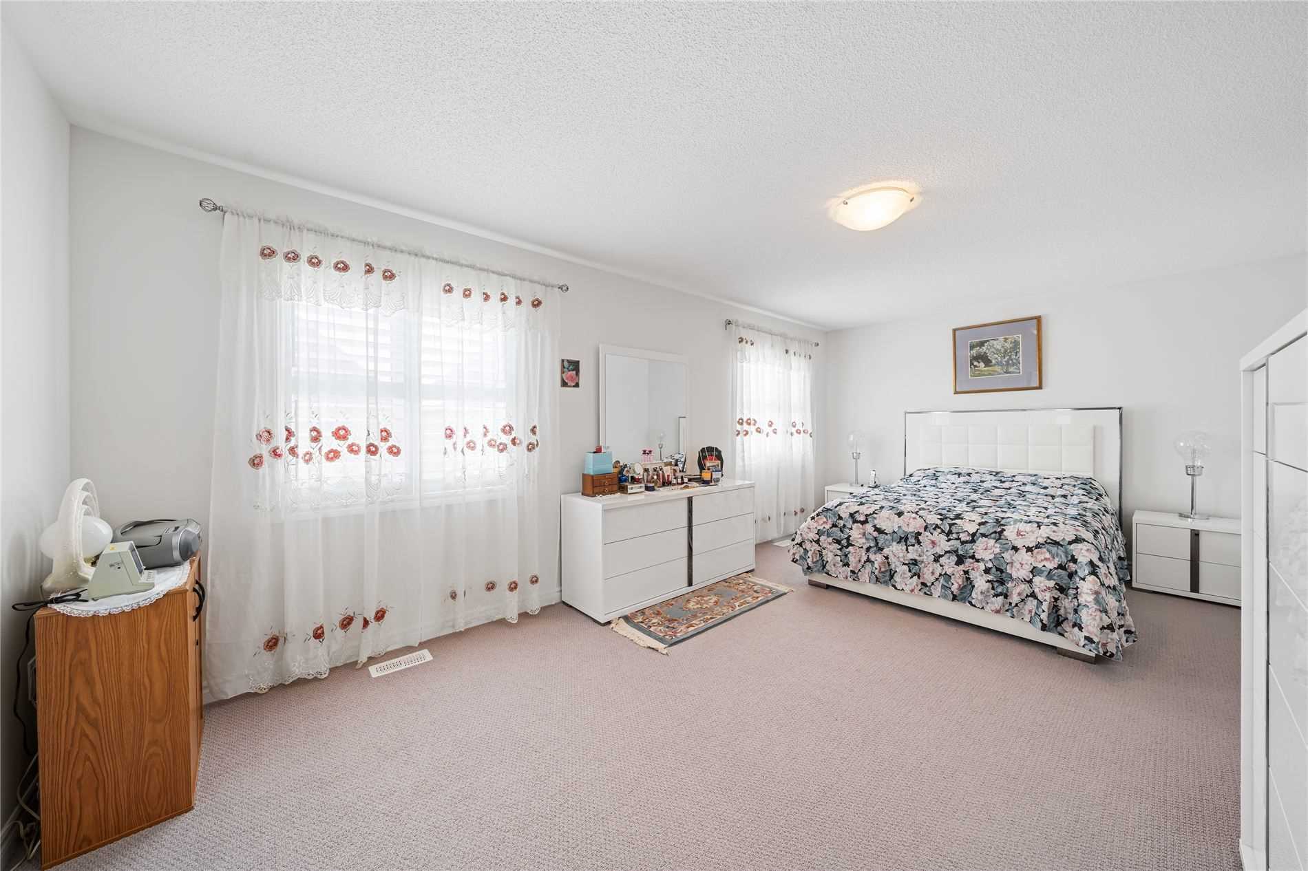 Listing W5957119 - Large Photo # 18