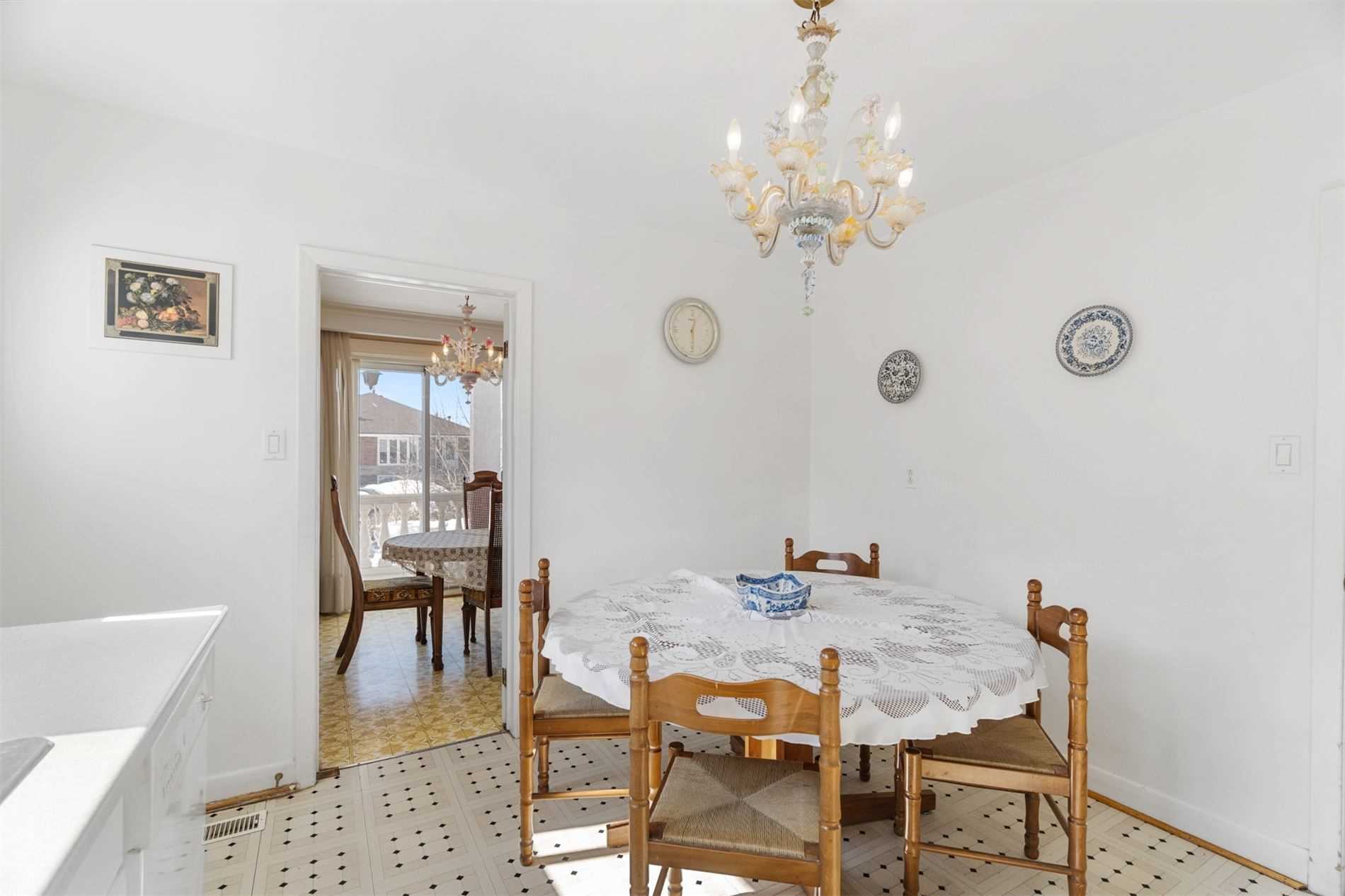 33 Coquette Road