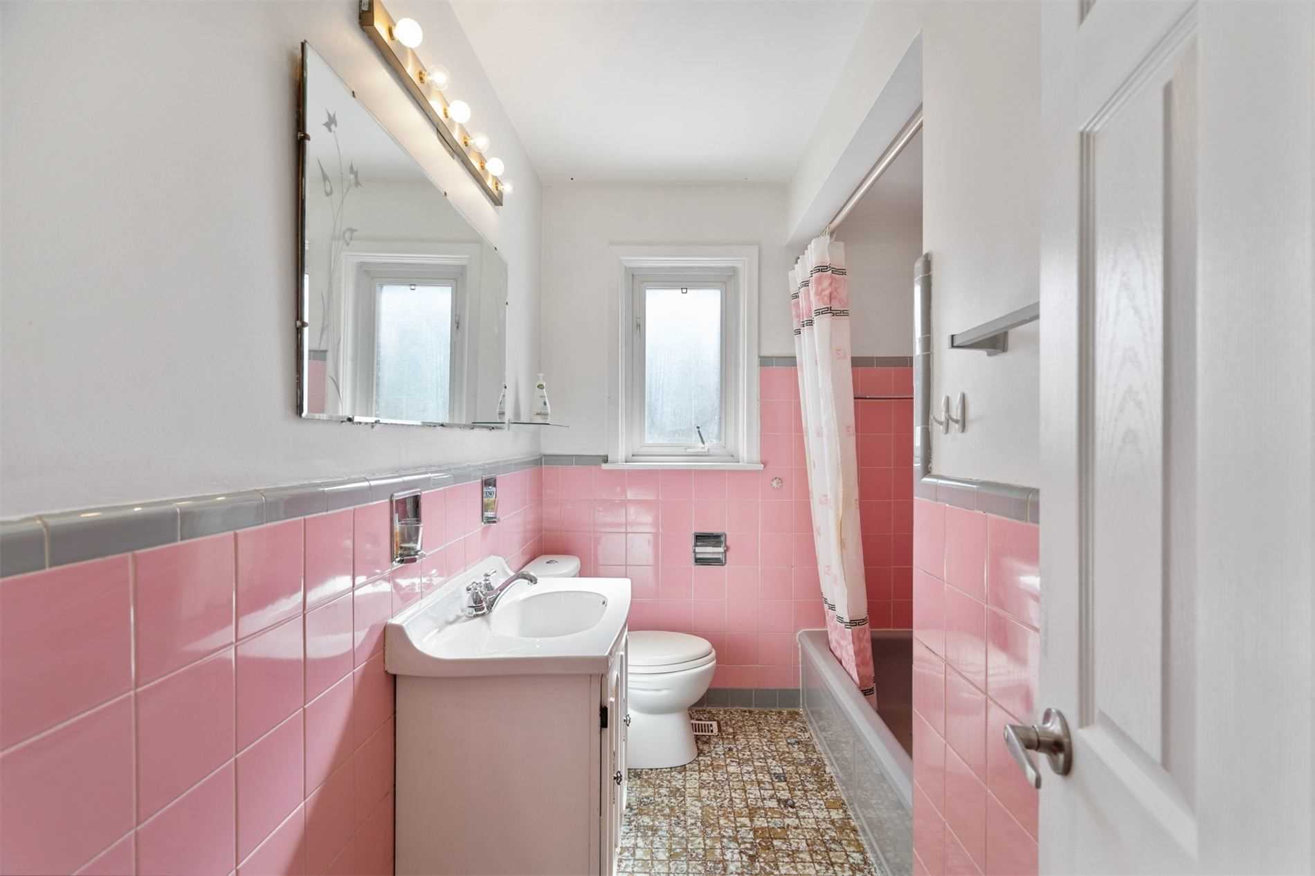 33 Coquette Road