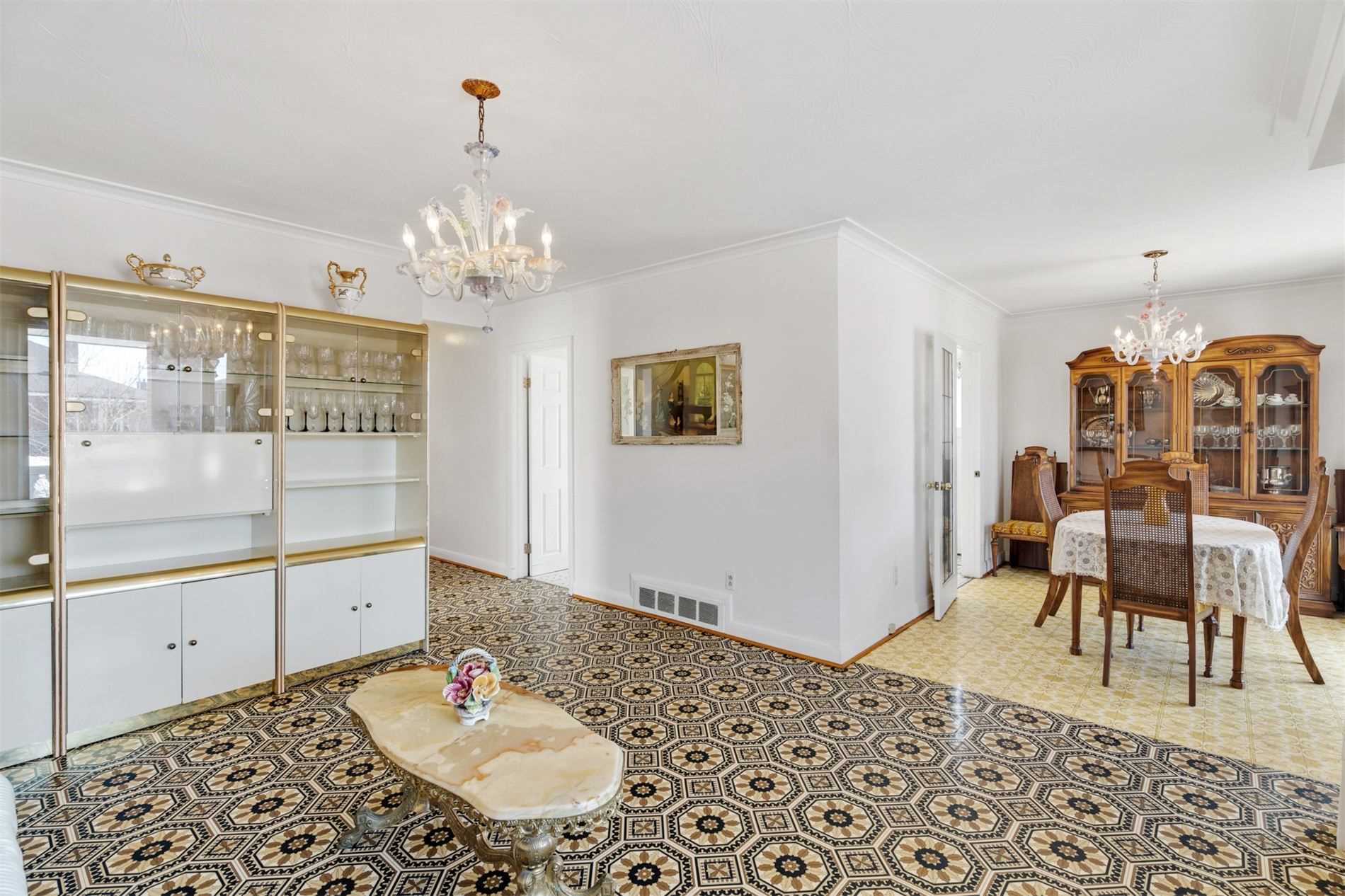 33 Coquette Road