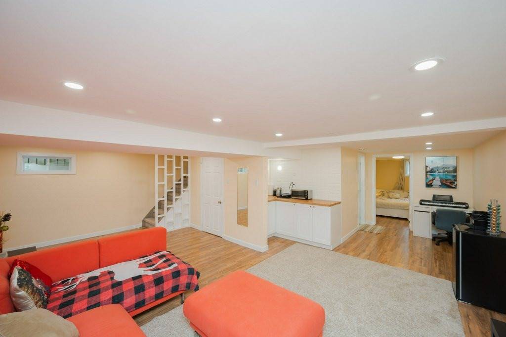 Listing W5957463 - Large Photo # 28