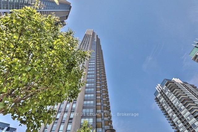 Listing W5957648 - Large Photo # 1