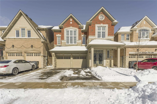 119 Bonnieglen Farm Blvd, Caledon