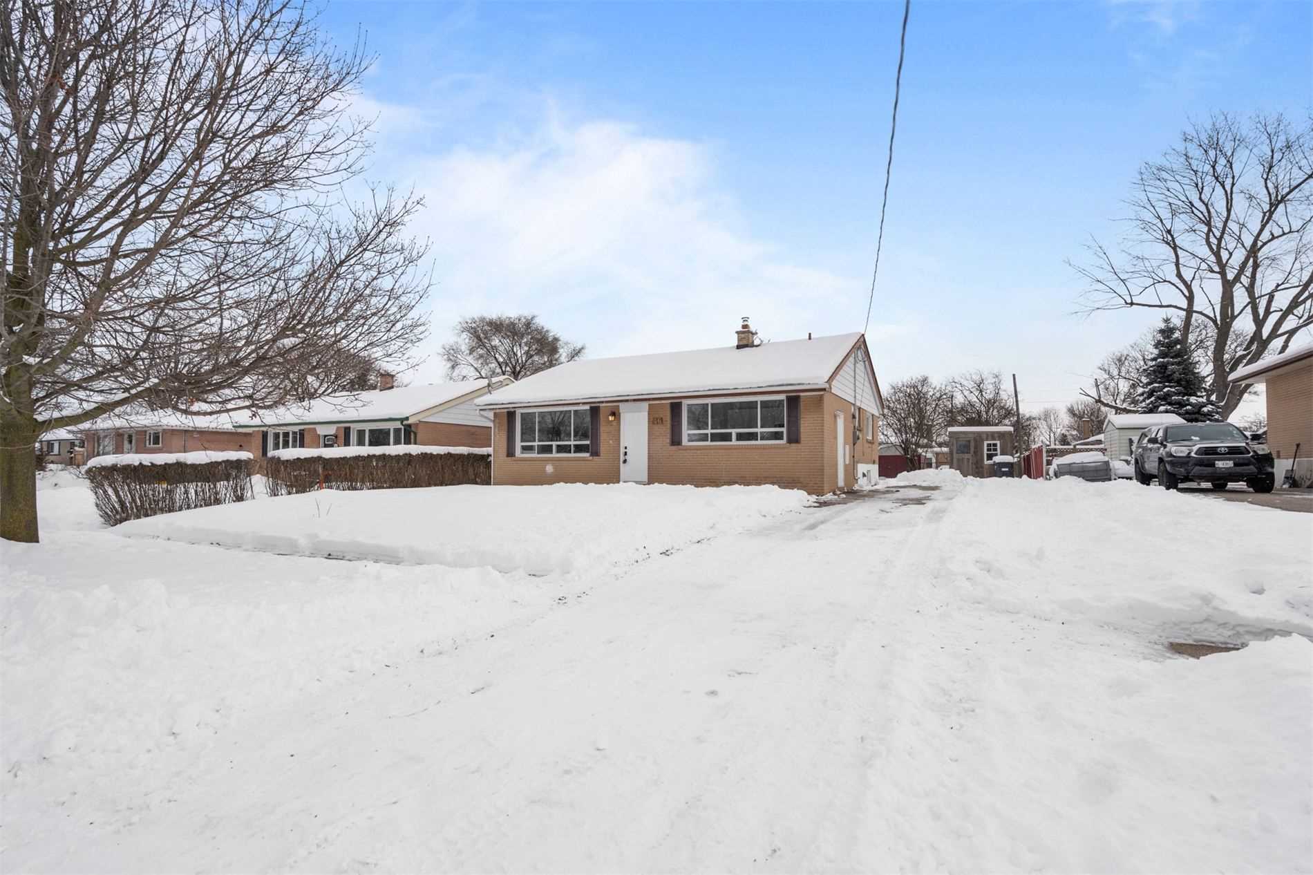 Listing W5958297 - Large Photo # 2