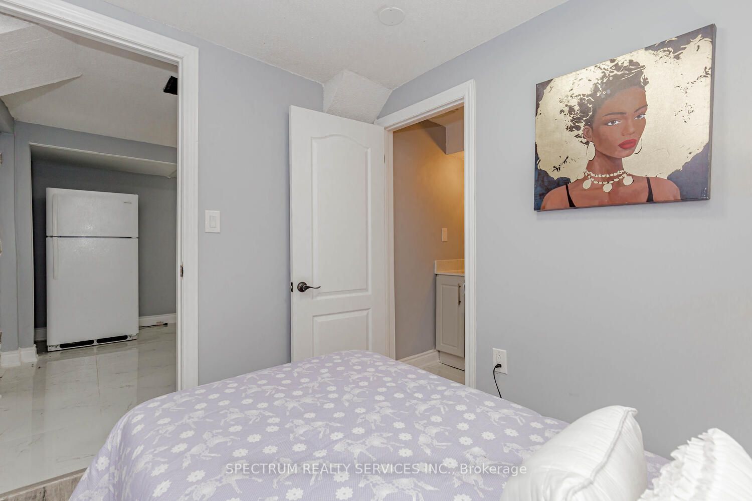 8 Norbrook Cres