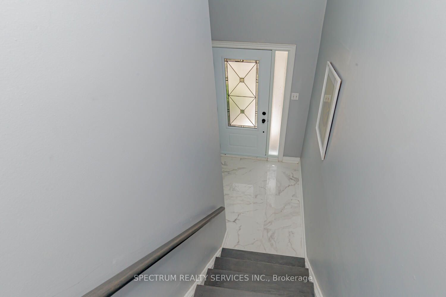 8 Norbrook Cres