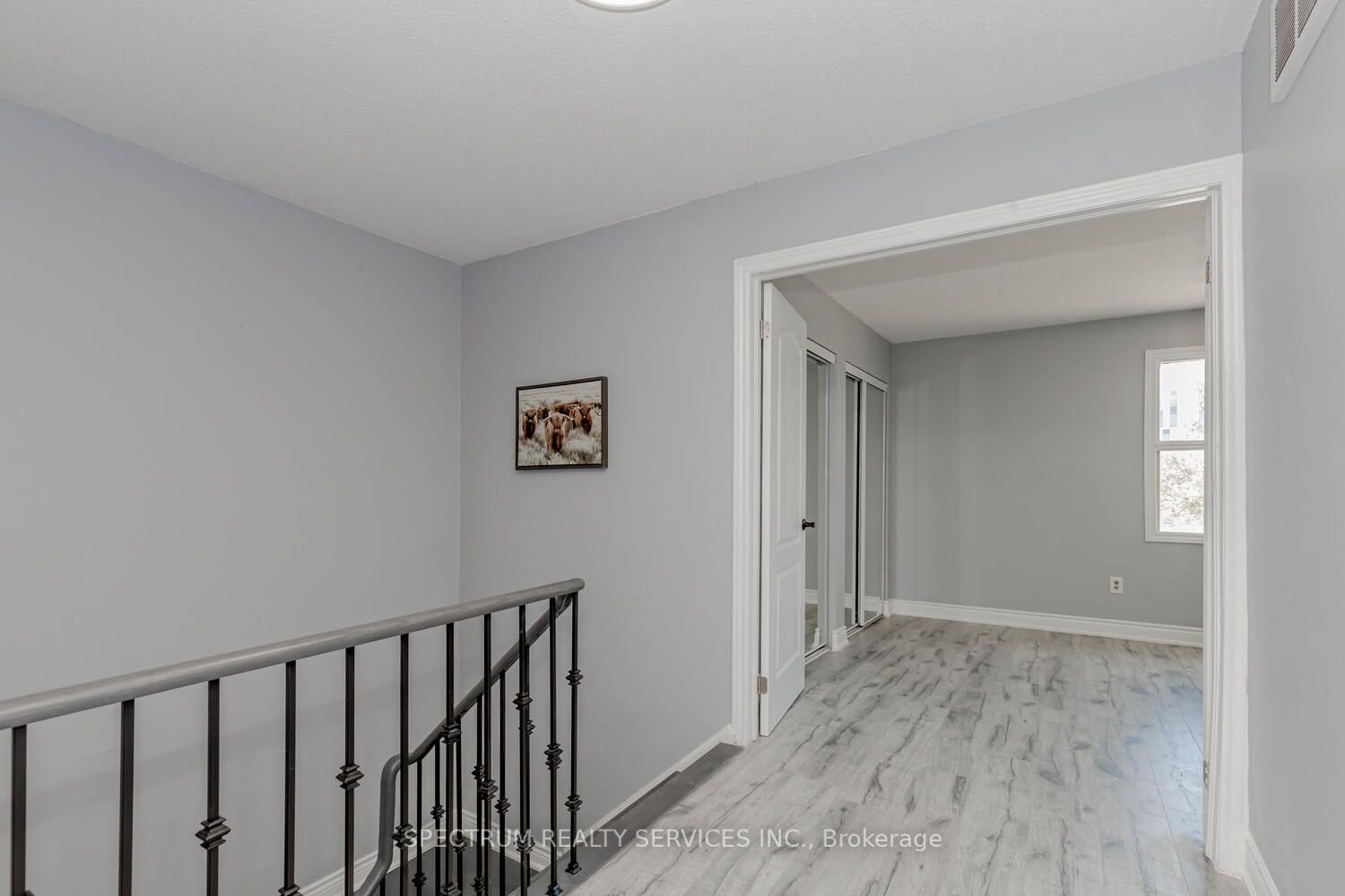 8 Norbrook Cres