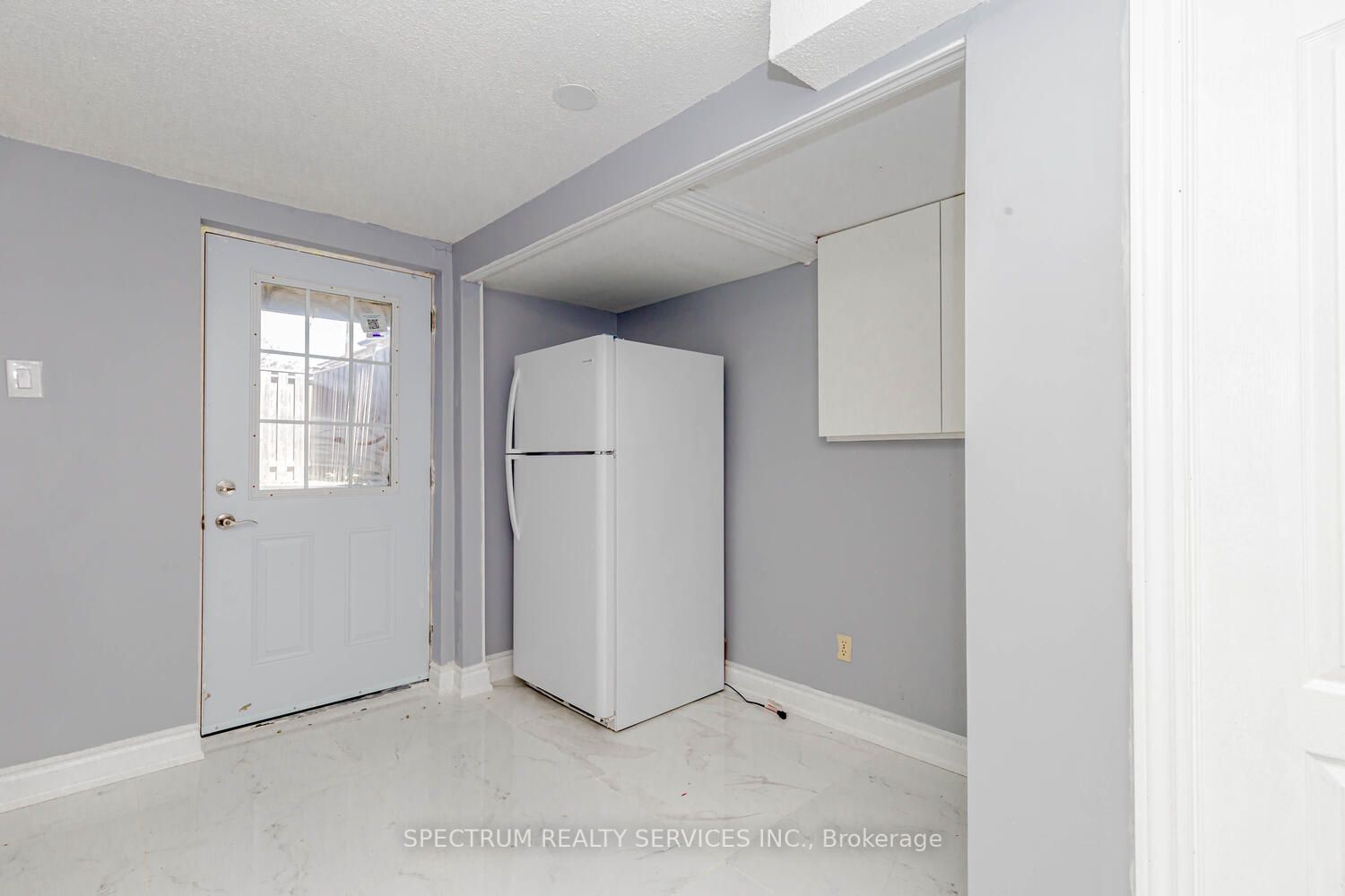 8 Norbrook Cres