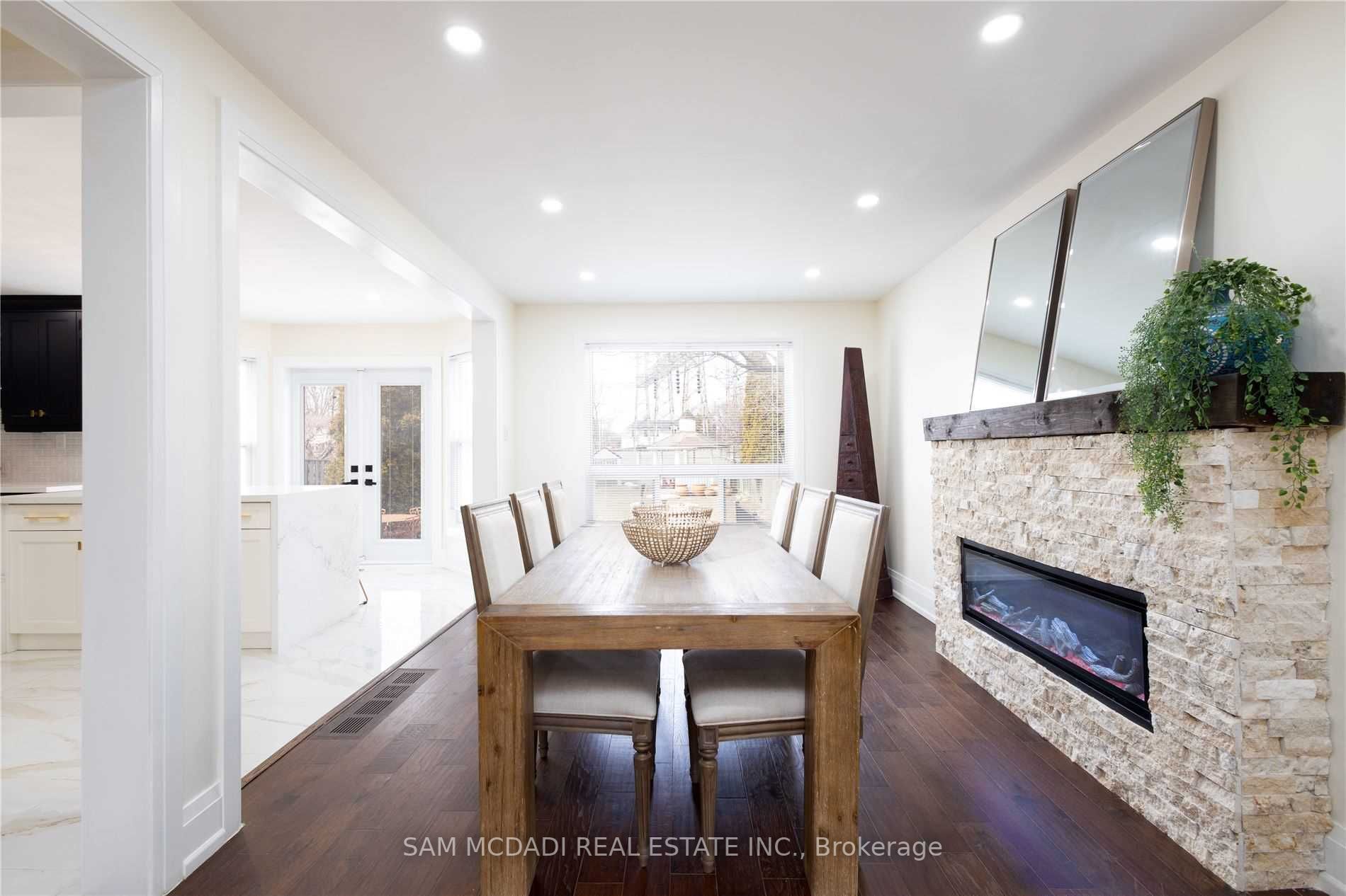 1099 Hedge Drive