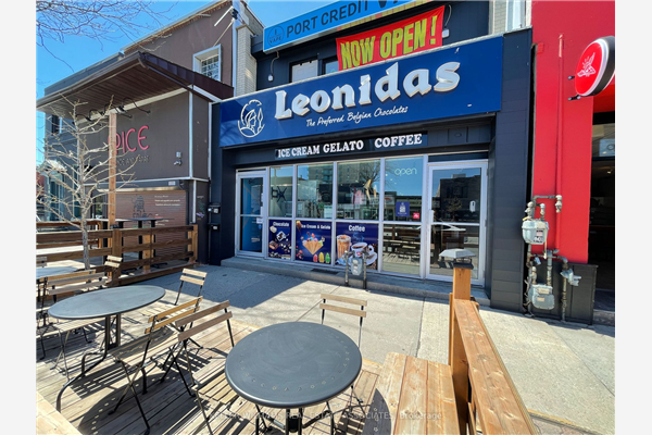 54 Lakeshore Rd E, Mississauga
