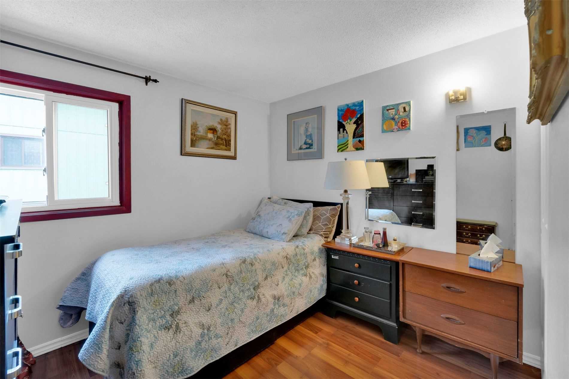 Listing W5958665 - Large Photo # 16
