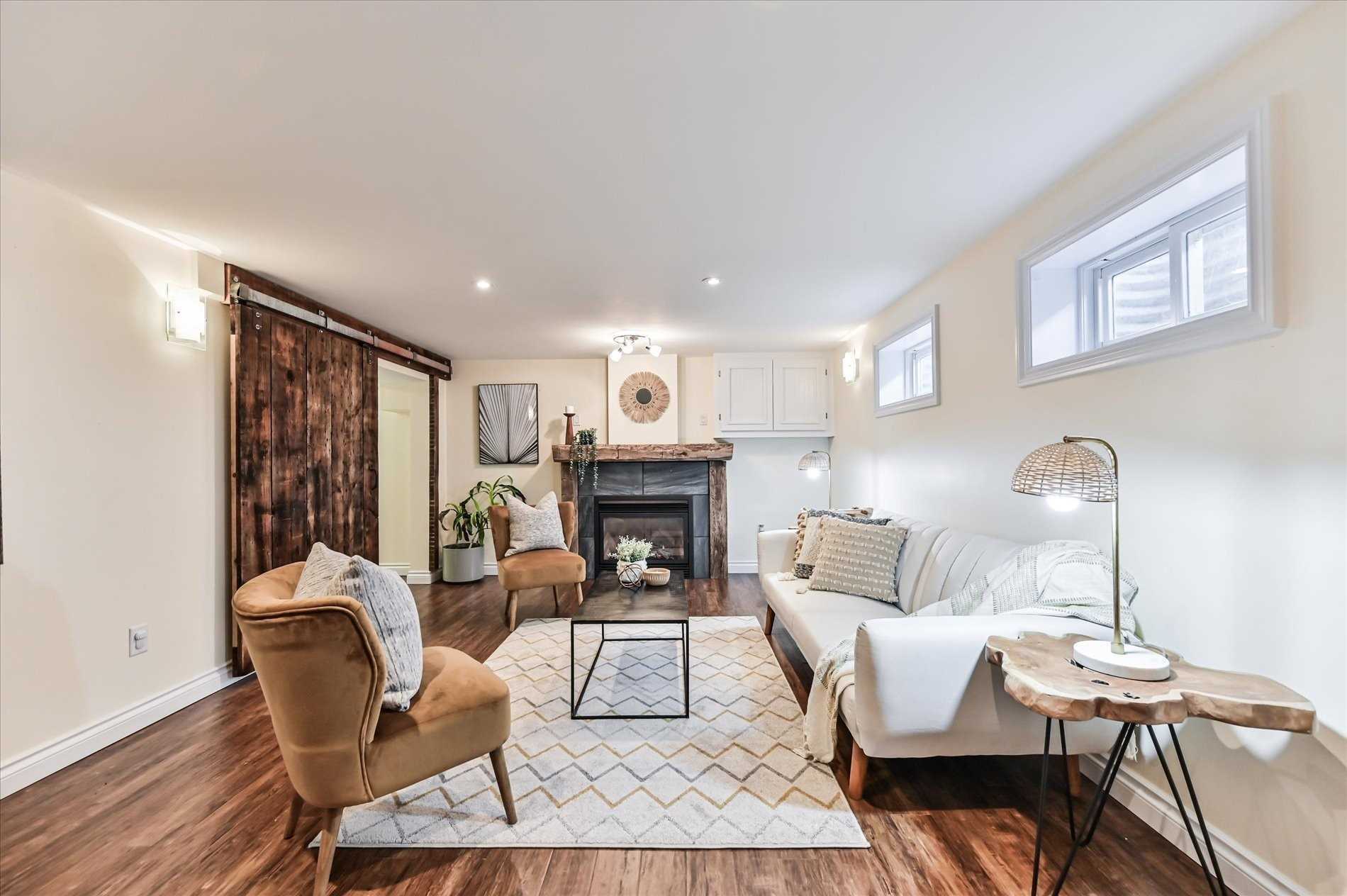 Listing W5959105 - Large Photo # 1