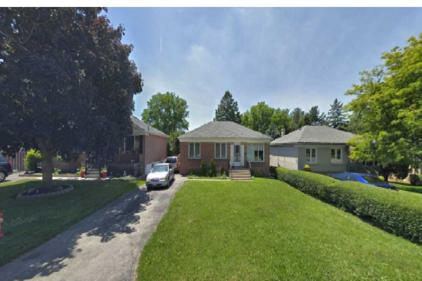 1156 Homewood Dr, Burlington