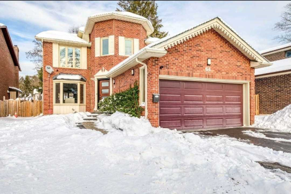 64 Scott St, Brampton