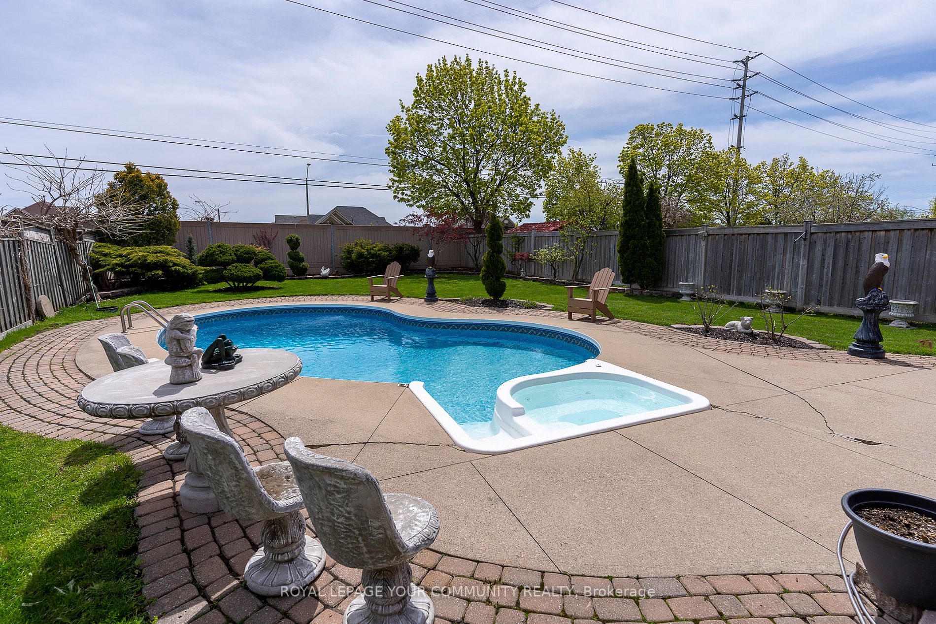 98 Corkett Dr