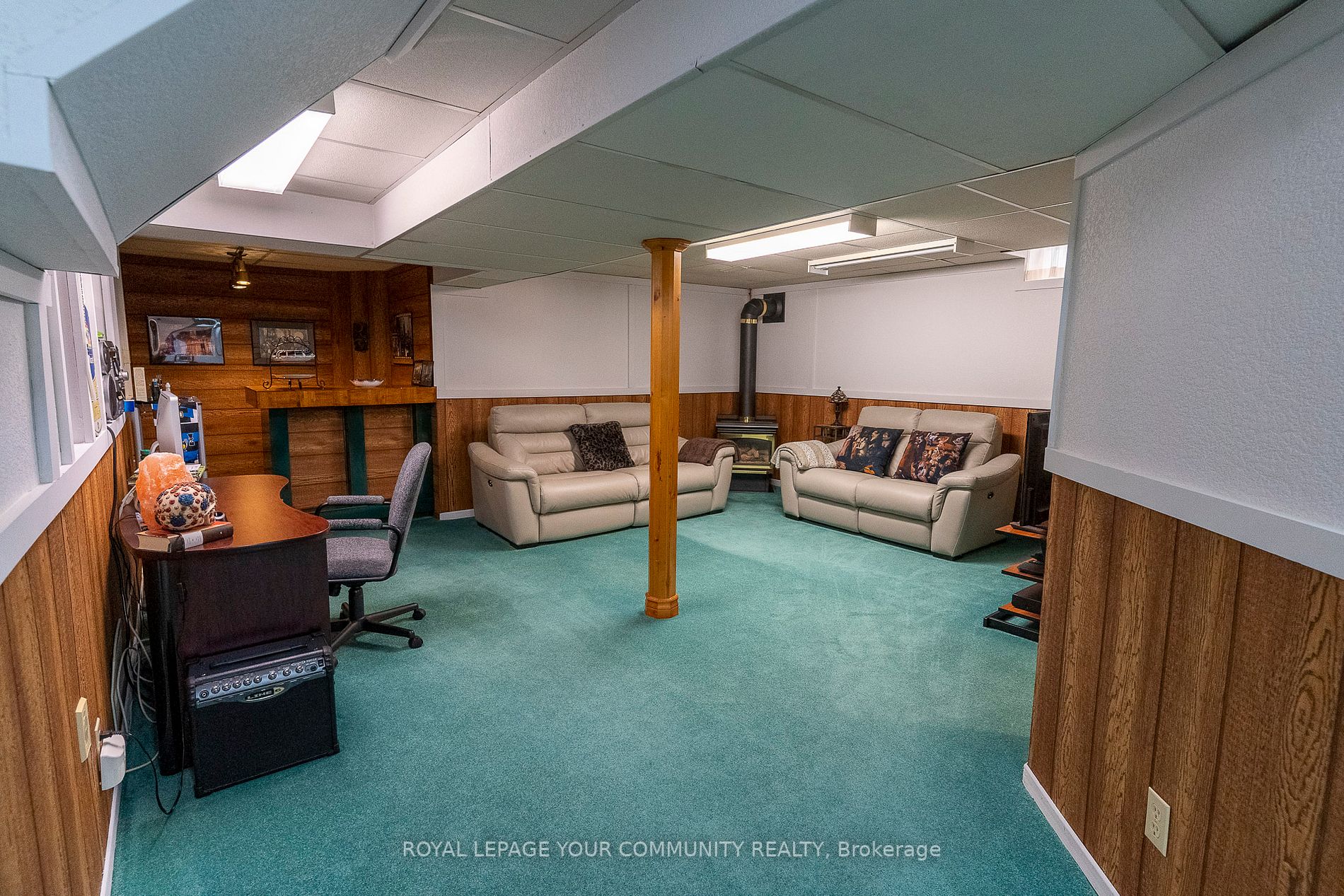 98 Corkett Dr
