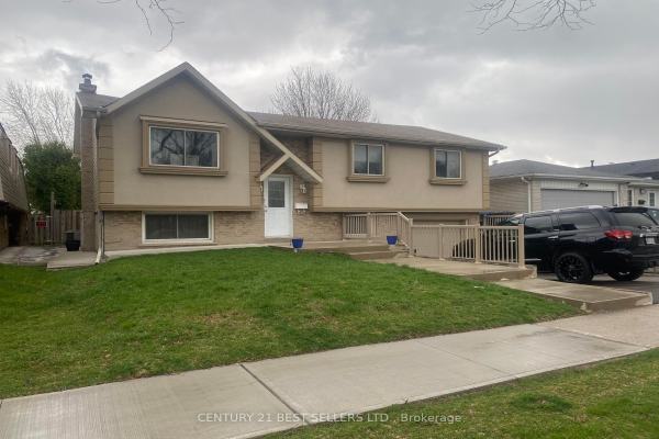 320 Paisley Blvd W, Mississauga