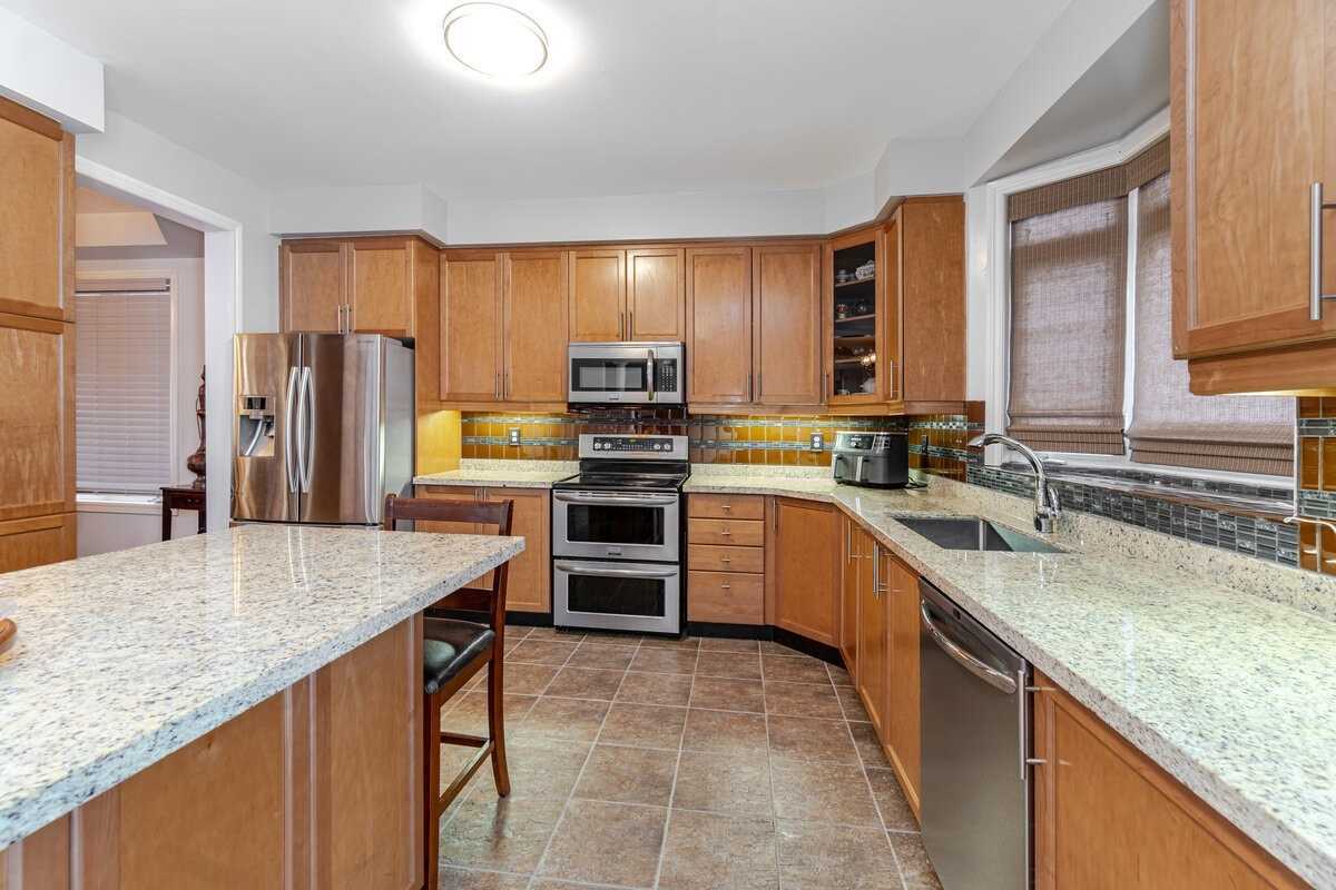 Listing W5959819 - Large Photo # 12