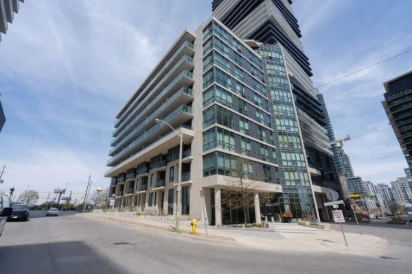60 Annie Craig Dr, Toronto