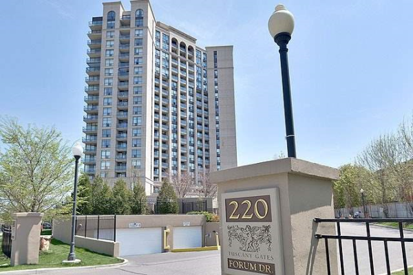 220 Forum Dr, Mississauga