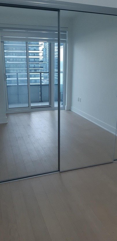 20 Shore Breeze Drive S, #1106