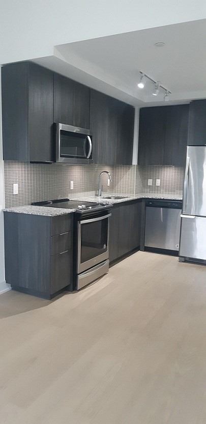 20 Shore Breeze Drive S, #1106
