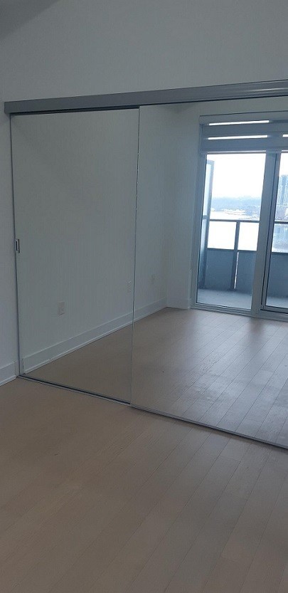 20 Shore Breeze Drive S, #1106