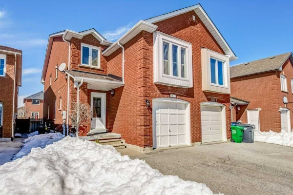 3877 Densbury Dr, Mississauga