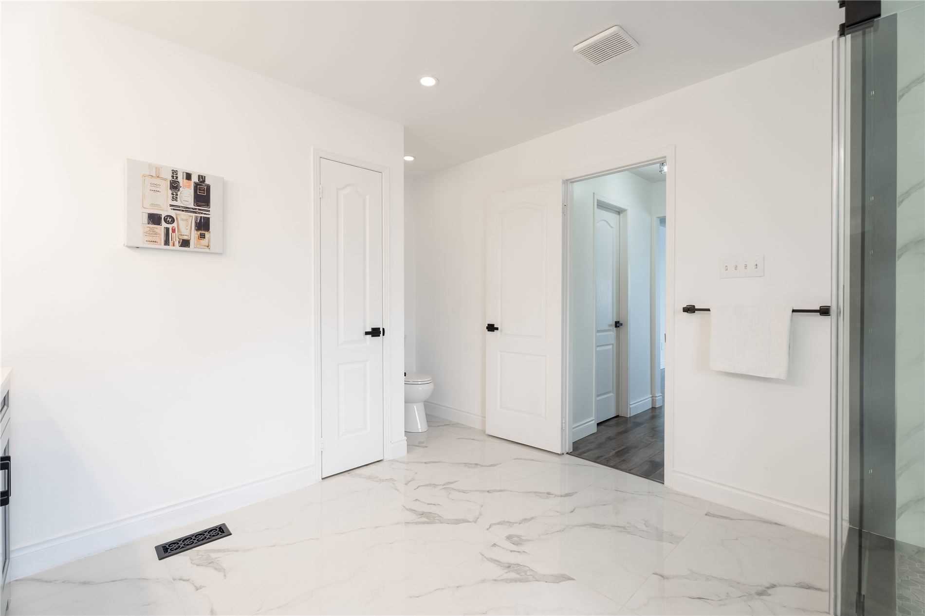 Listing W5960109 - Large Photo # 25