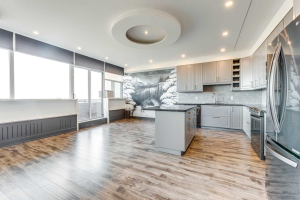 2301 Derry Rd W, Mississauga
