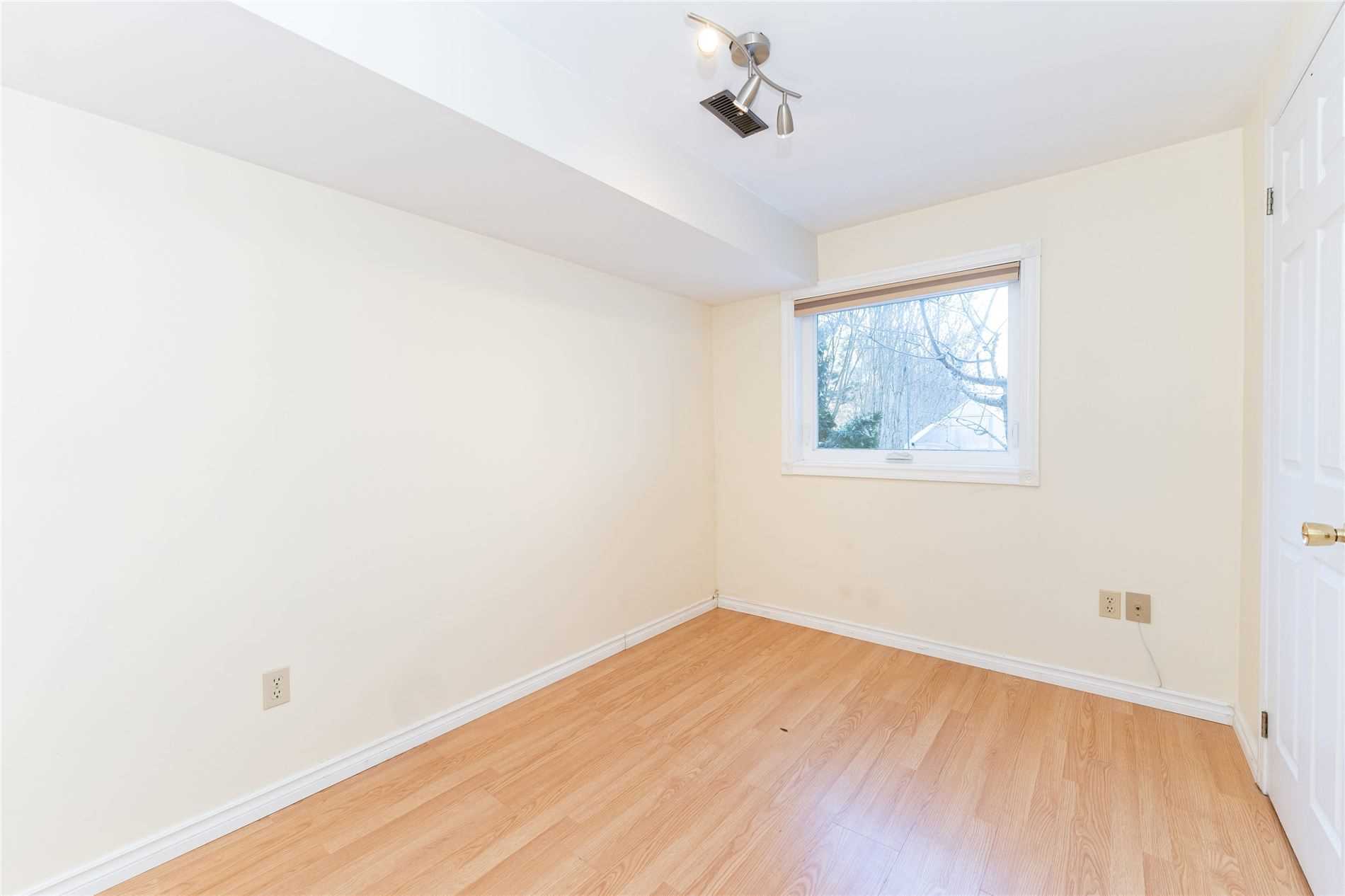 Listing W5960239 - Large Photo # 34