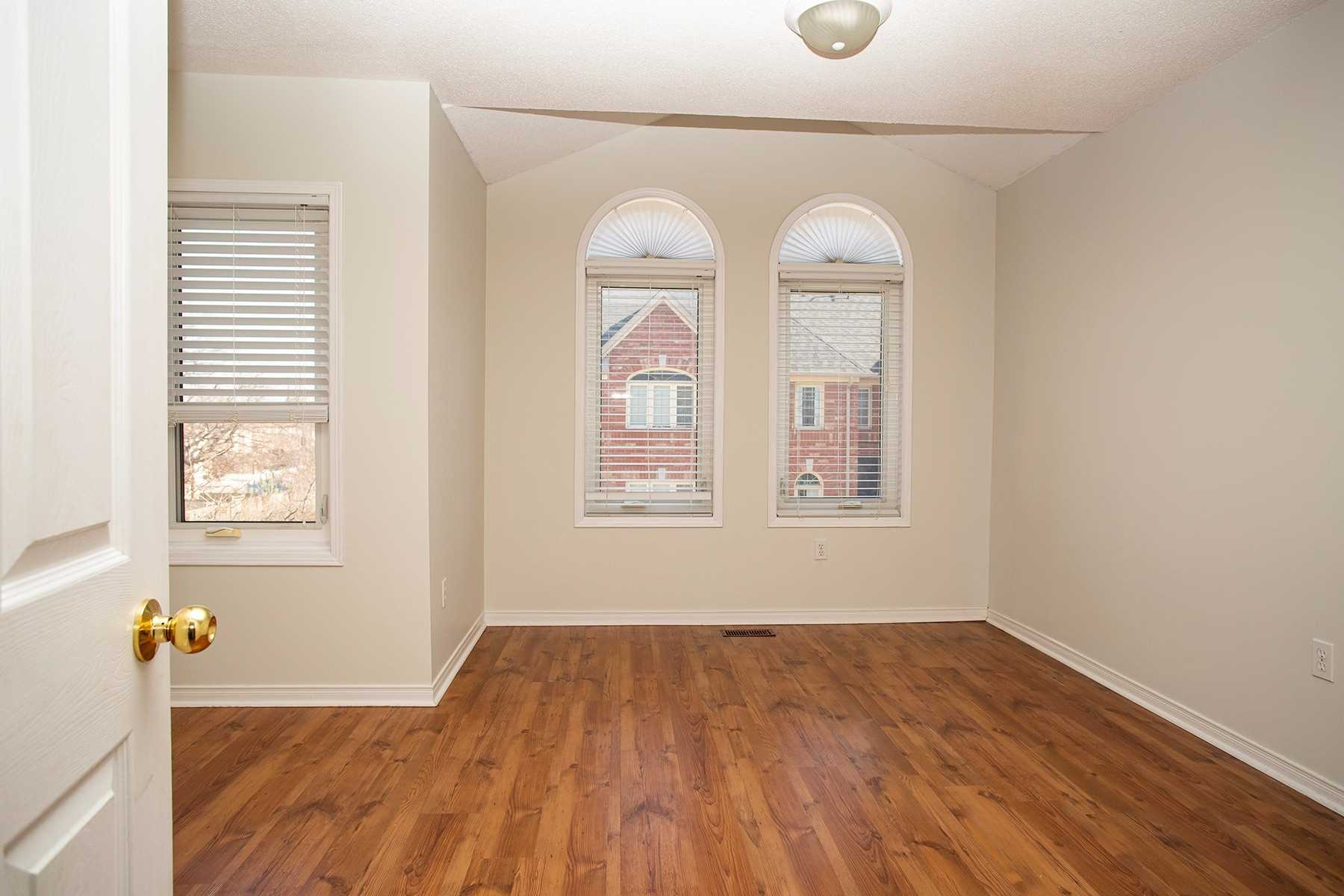 Listing W5960383 - Large Photo # 6