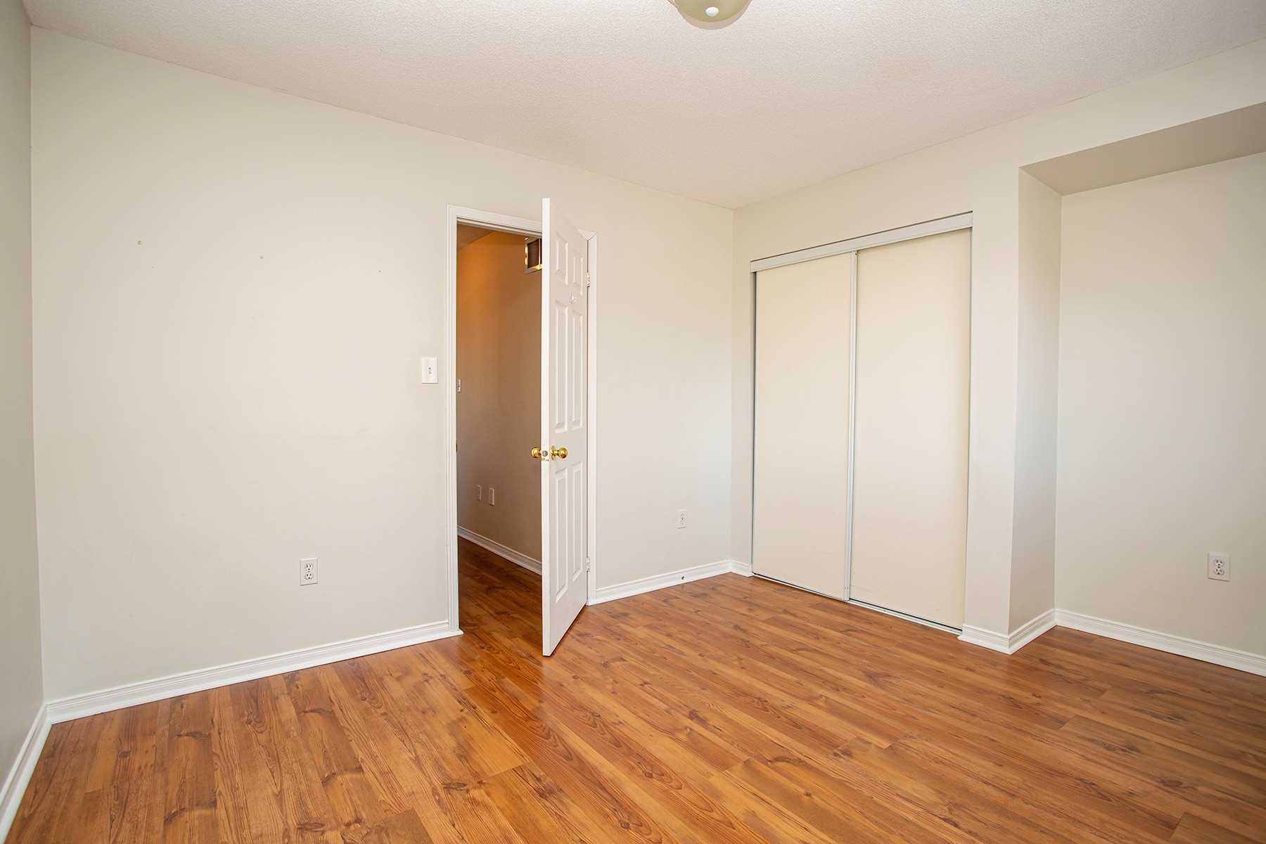 Listing W5960383 - Large Photo # 8