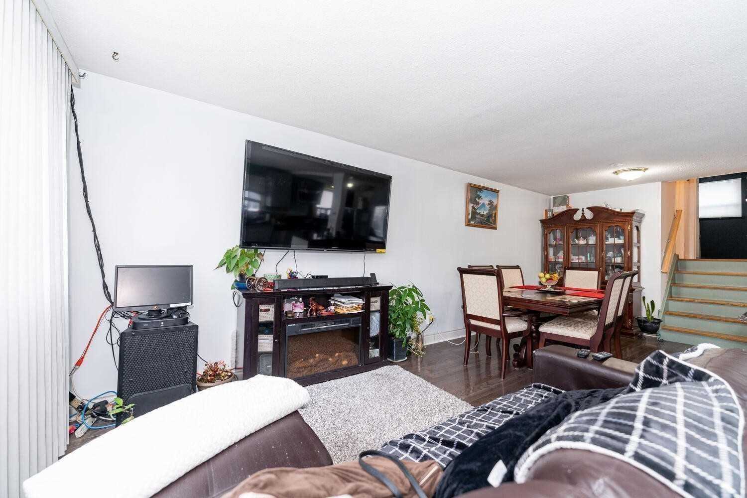 Listing W5960429 - Large Photo # 12