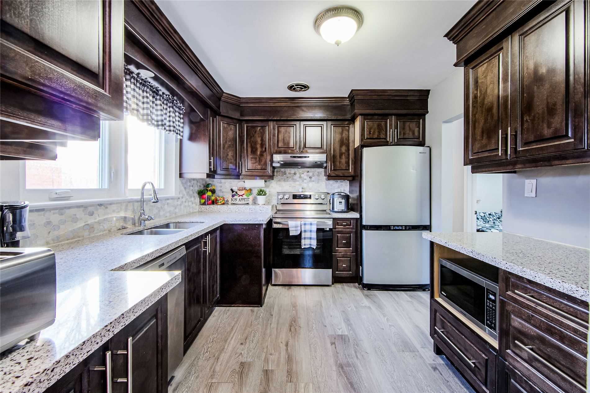Listing W5960641 - Large Photo # 12