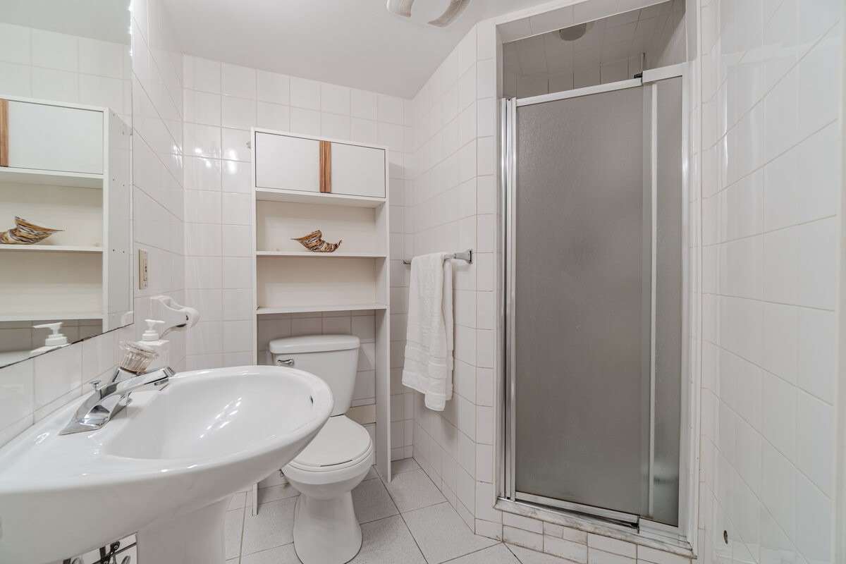 1551 Maple Ridge Dr