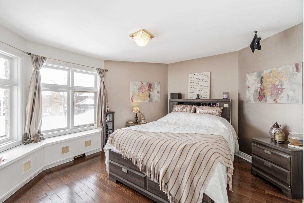 1551 Maple Ridge Dr