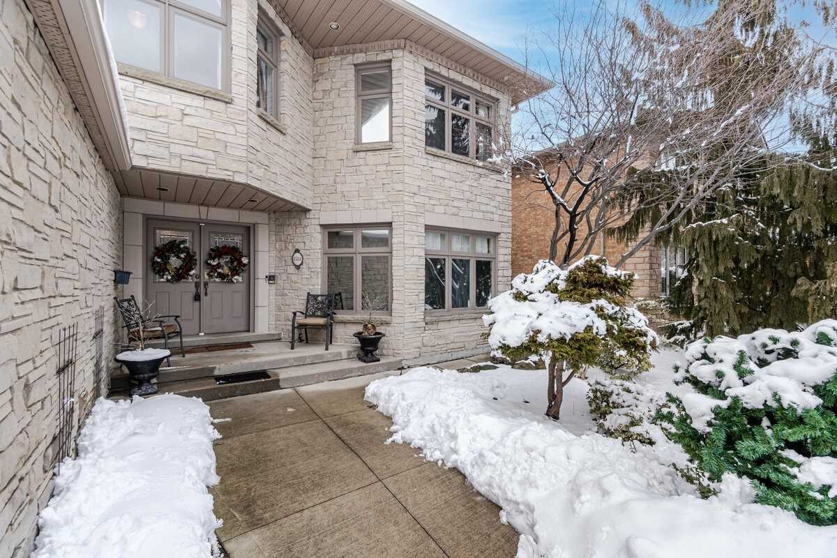 1551 Maple Ridge Dr