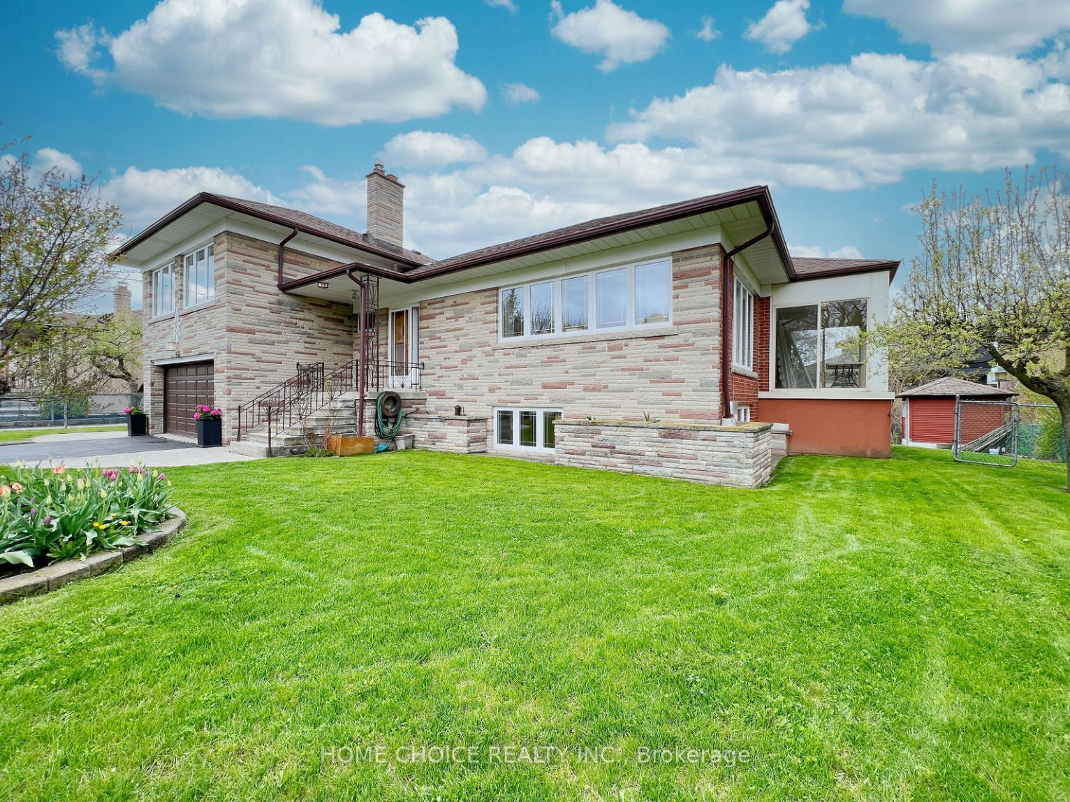Listing W5960756 - Large Photo # 2