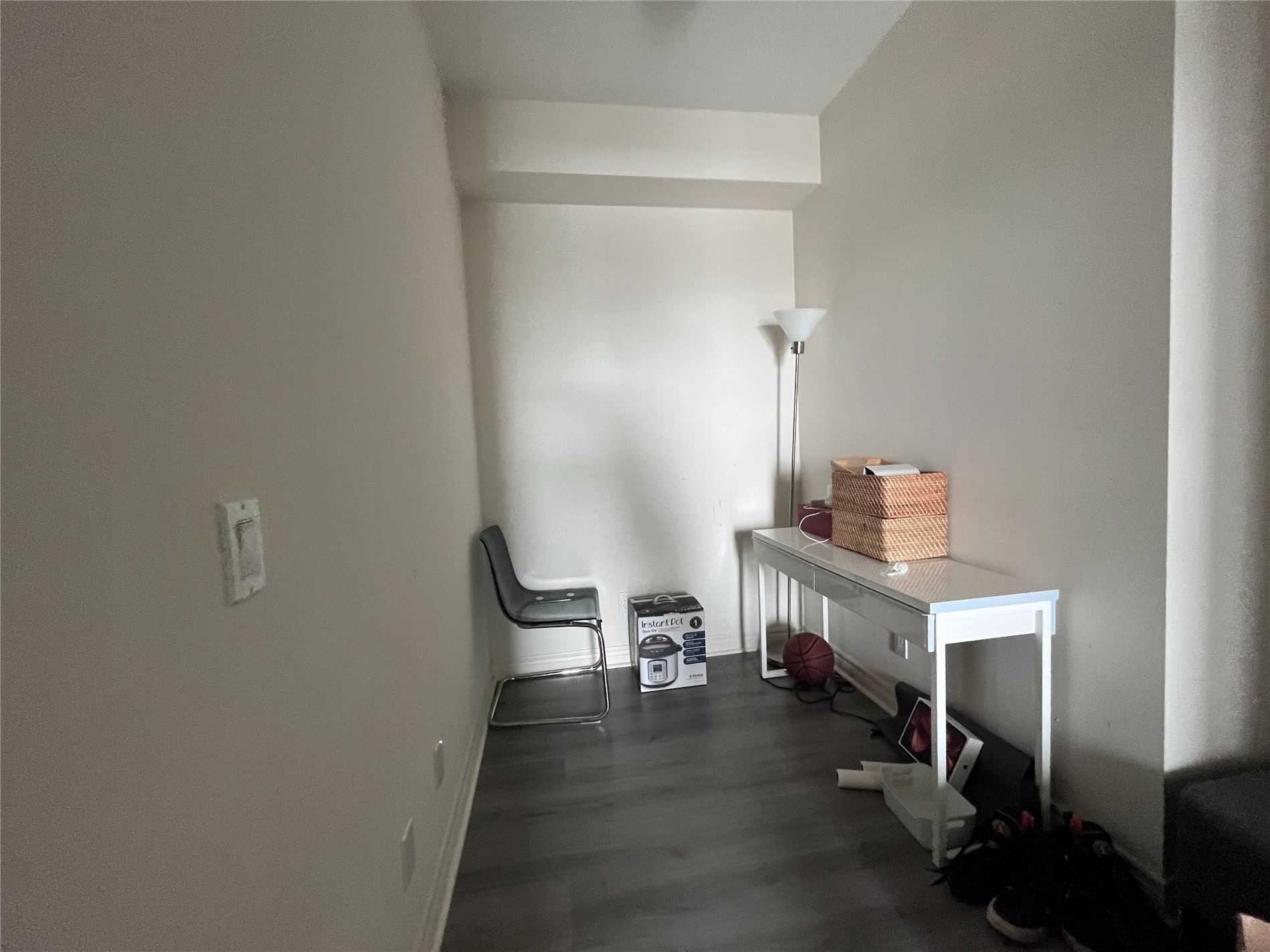 339 Rathburn Road W #1015