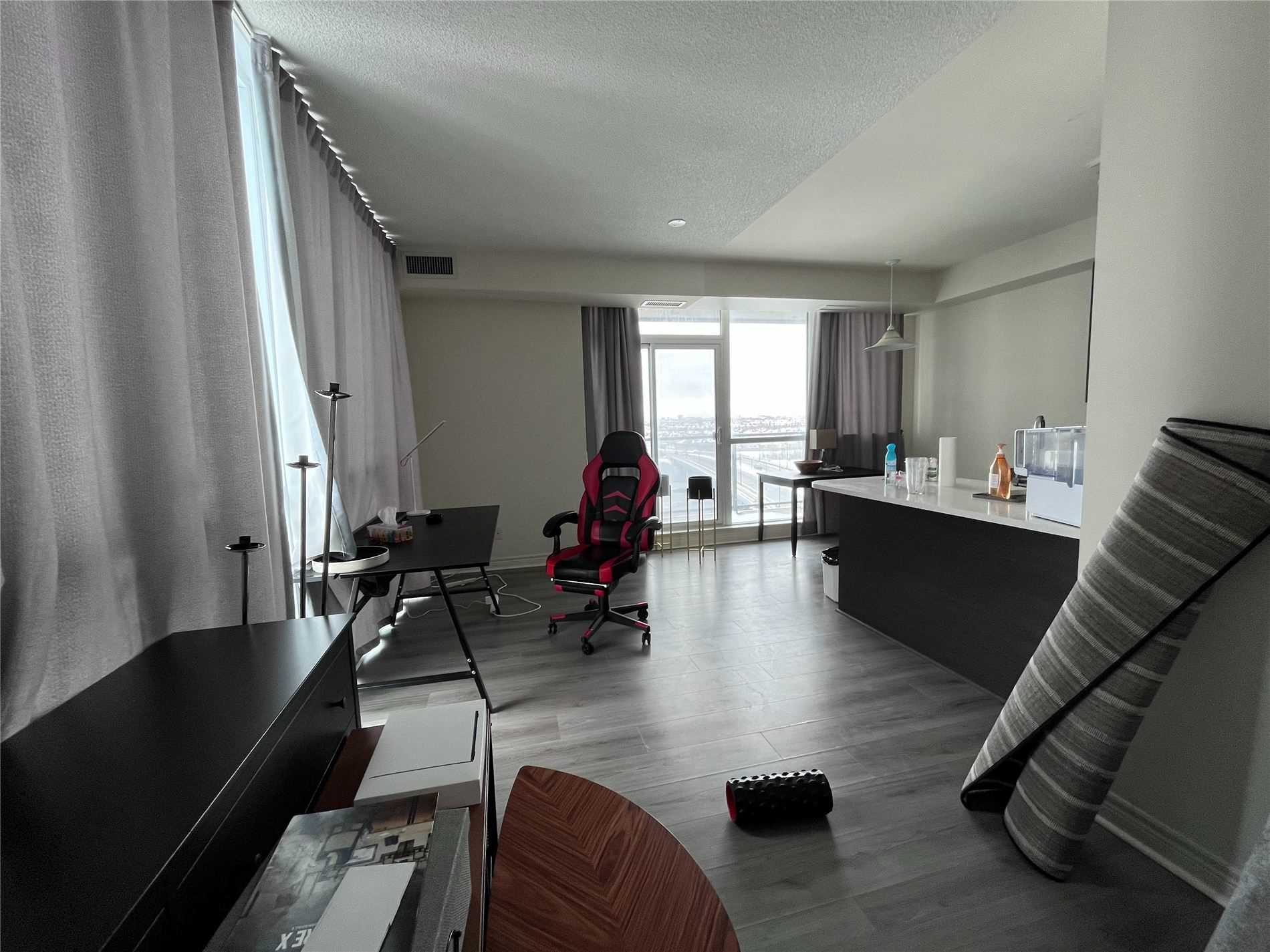 339 Rathburn Road W #1015