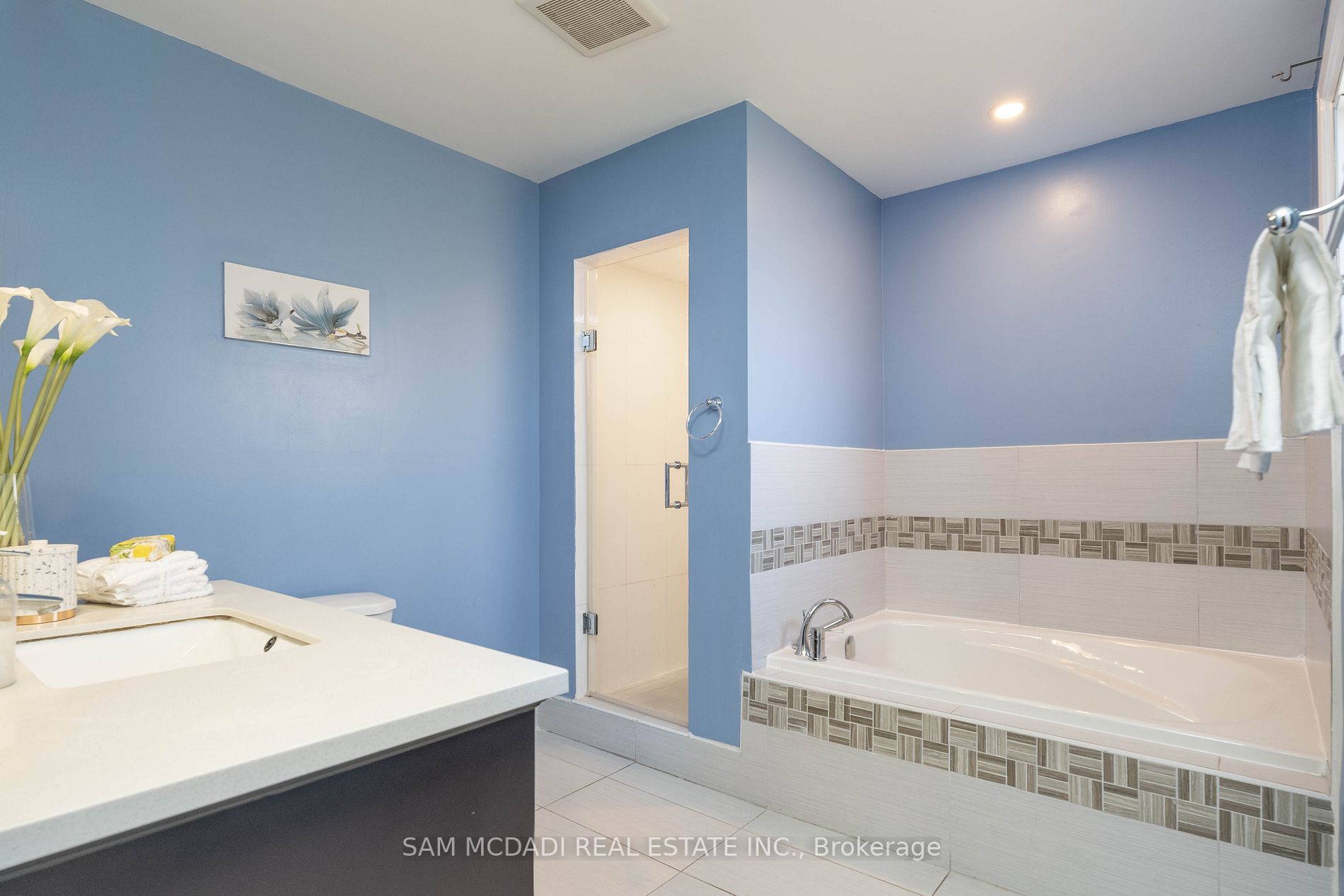 Listing W5961004 - Large Photo # 22