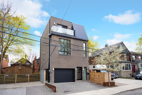 40 Aziel St, Toronto
