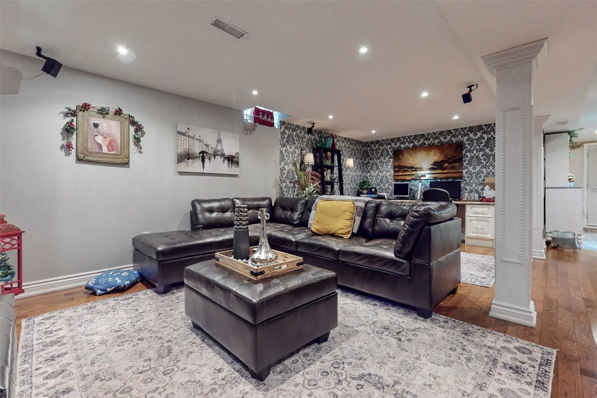 Listing W5961341 - Large Photo # 29