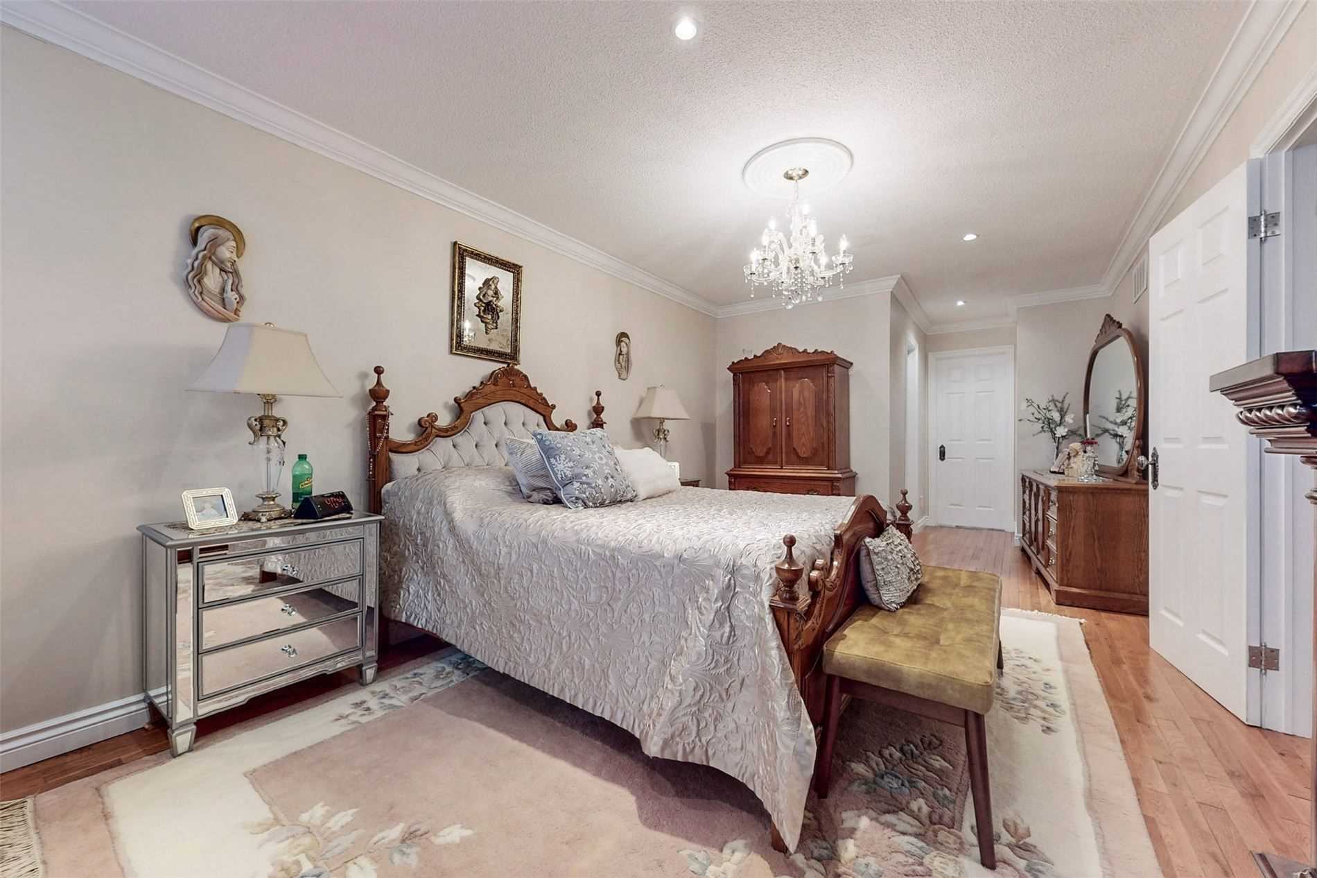 Listing W5961341 - Large Photo # 16
