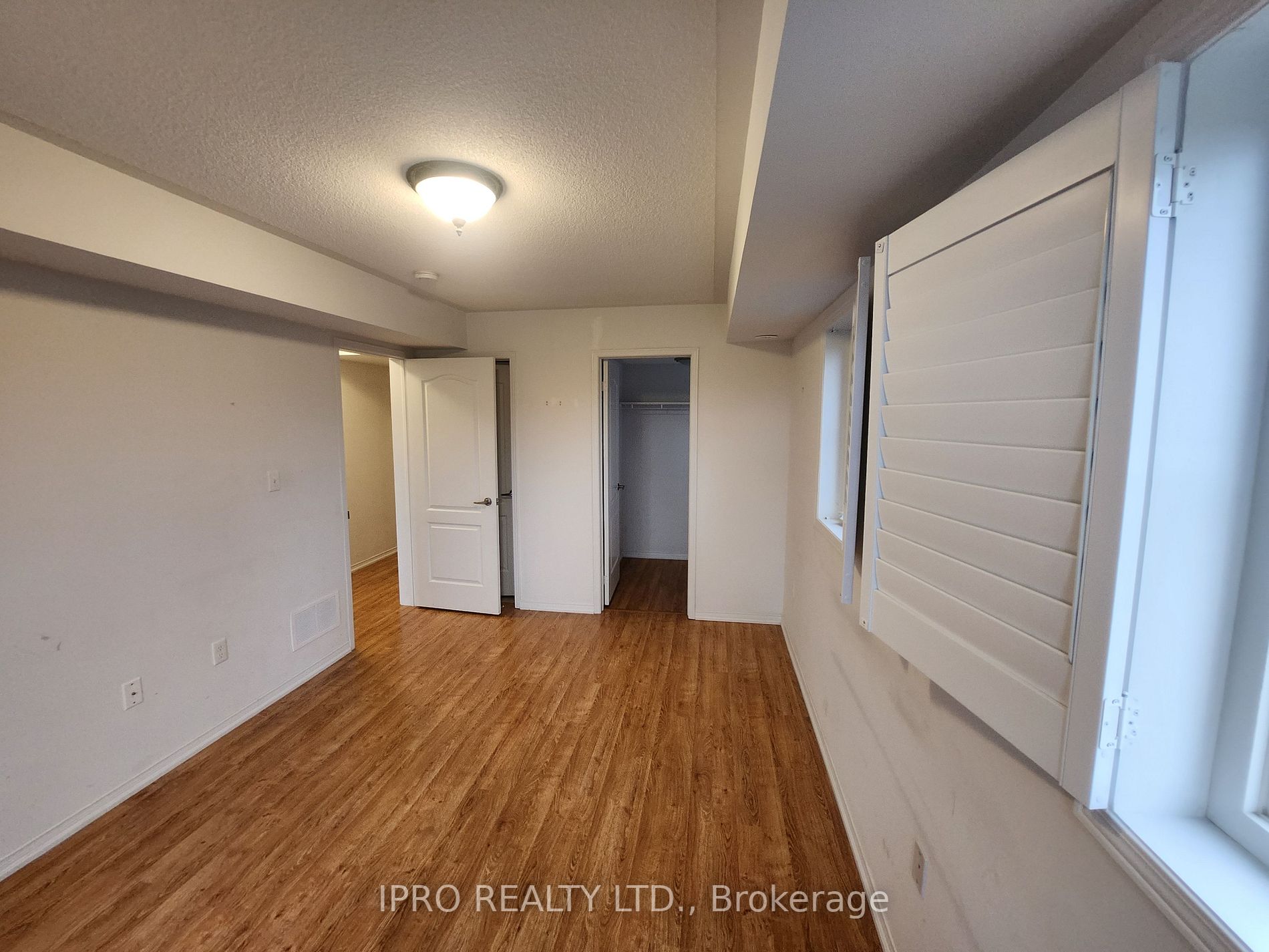 2496 Post Road, #18