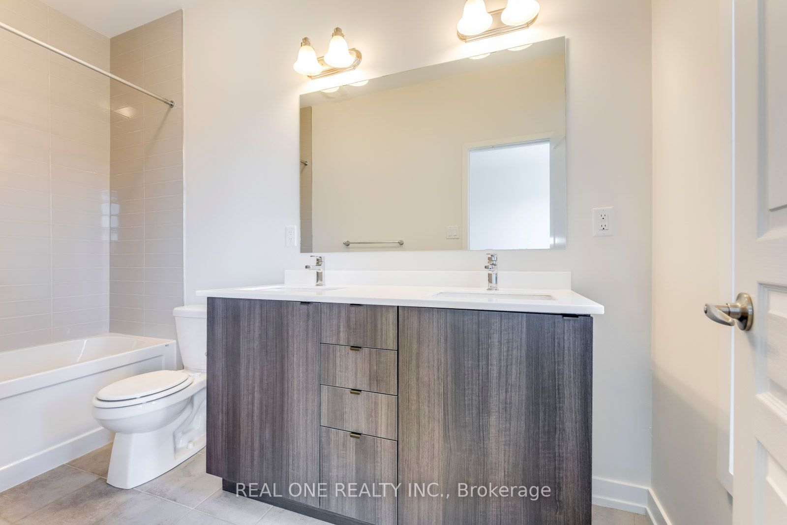 170 Squire Cres